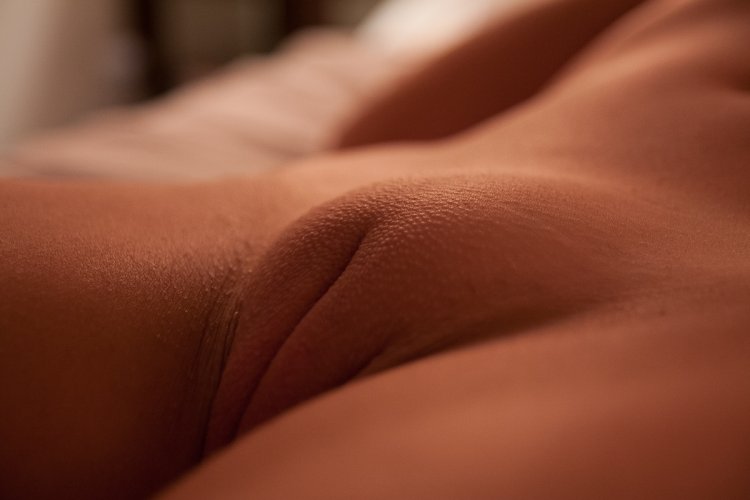 A convex female pubis