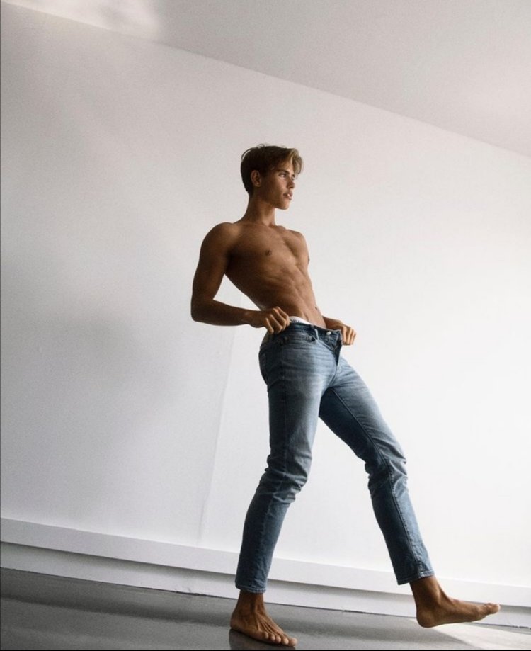 Allan Bauer Instagram
