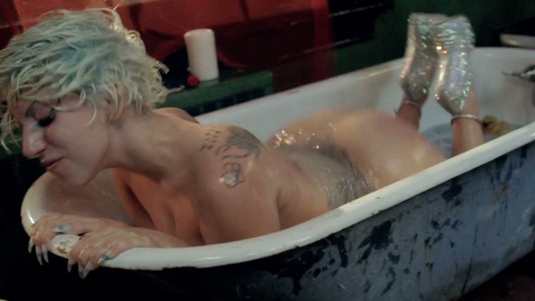Lady Gaga Naked in the bathroom