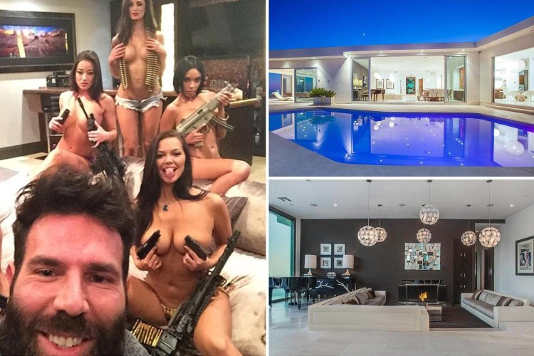 Dan Bilserian and his girls Nude
