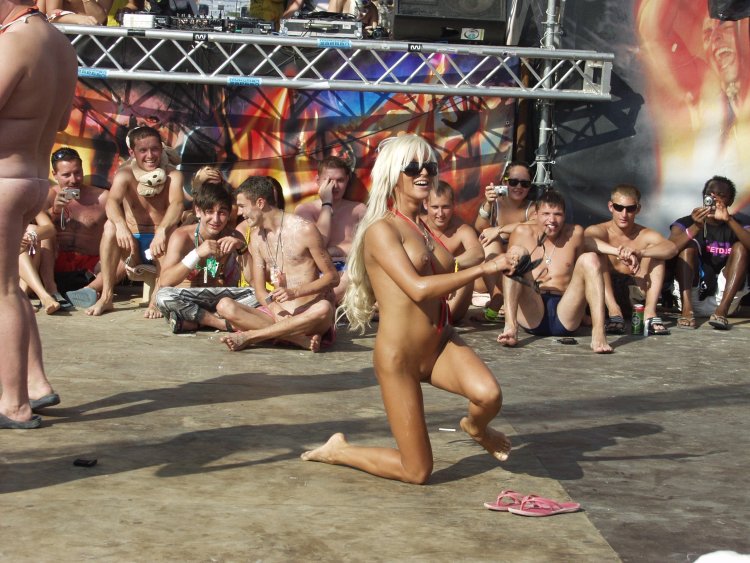 Kazantip Parties Naked
