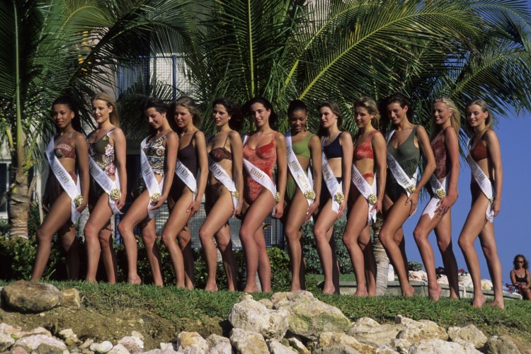Miss World Competition of swimsuits