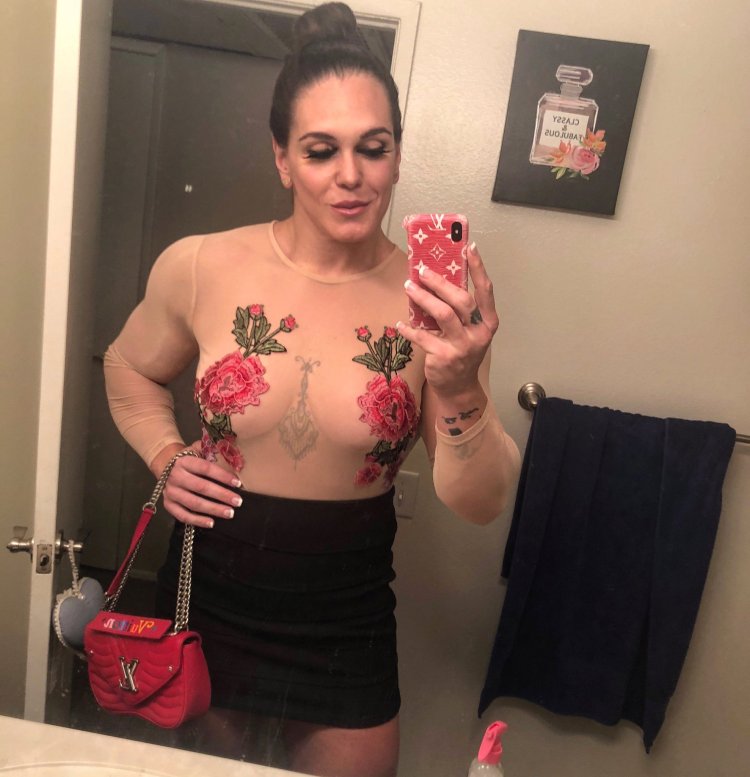 Naked hairy Gabi Garcia