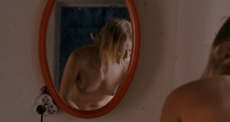 Alexandra Bortich is naked