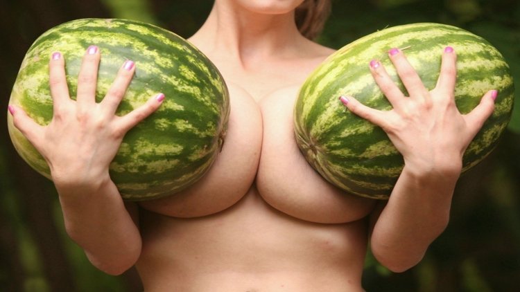 Https://www.nake.me/albums/babes/361023.jpg