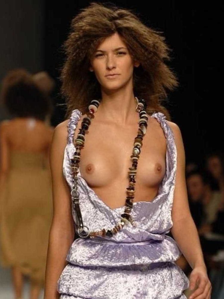 Erotic Fashion Photography