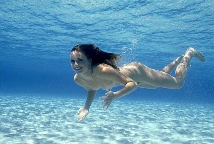 Jumping in water naked