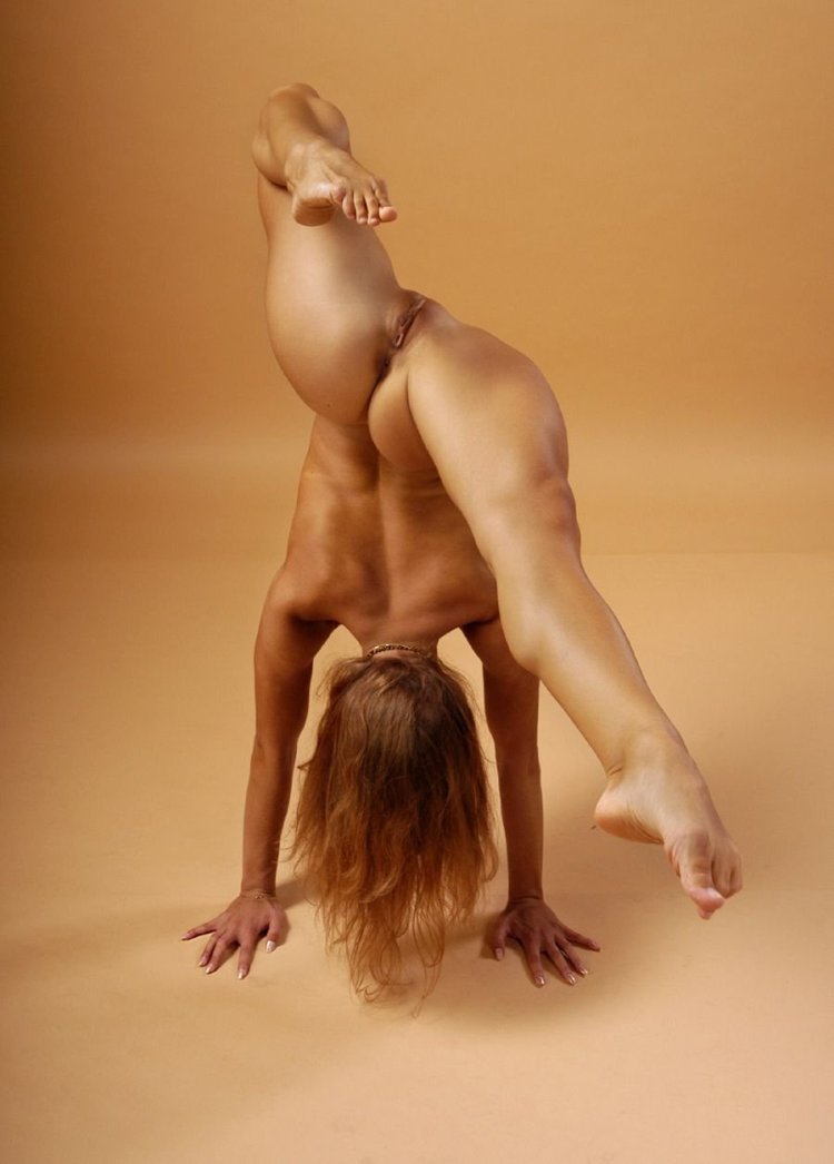 Erotic poses gymnast