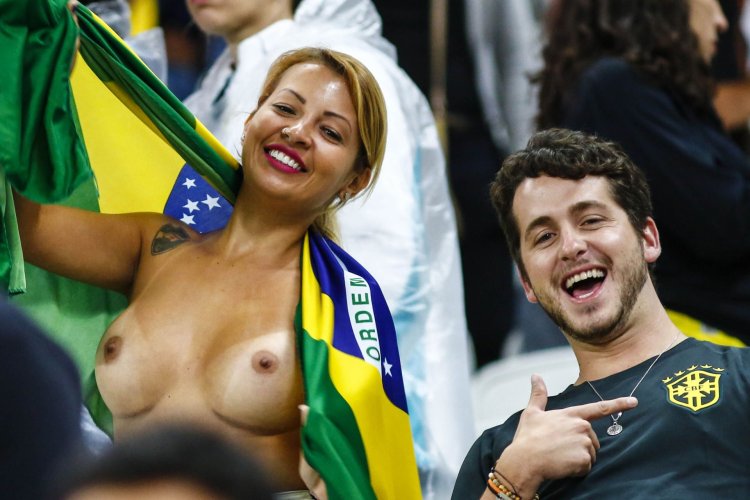 Naked boobies of fans