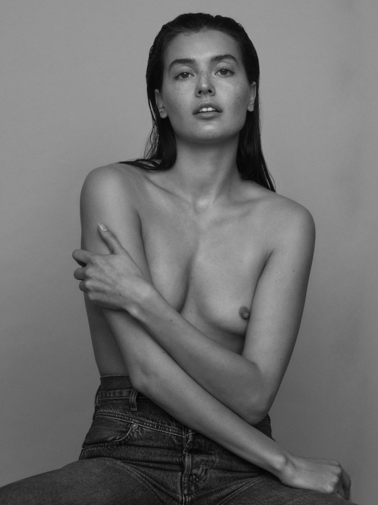 Jessica Clementes Naked