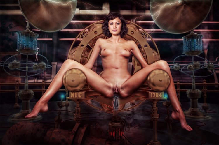 Olga Alberti Topless Model