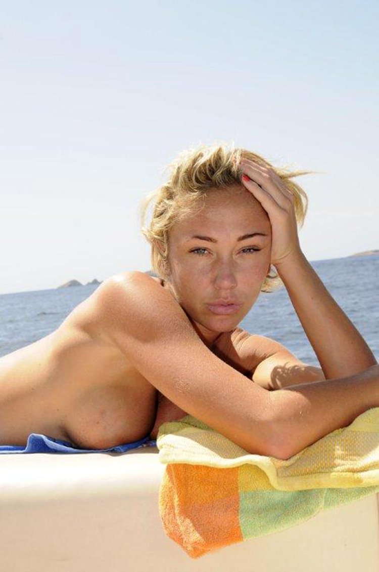 Photos of bare breasts Actress Jenny Frost