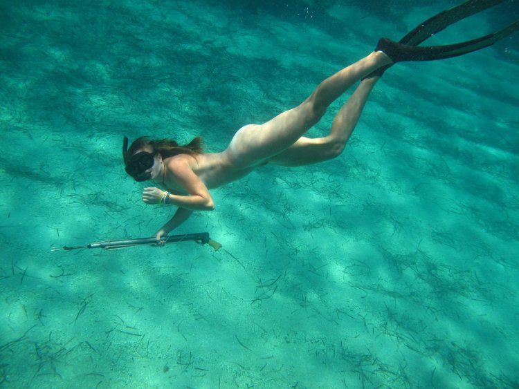 Snorkeling without swimsuit