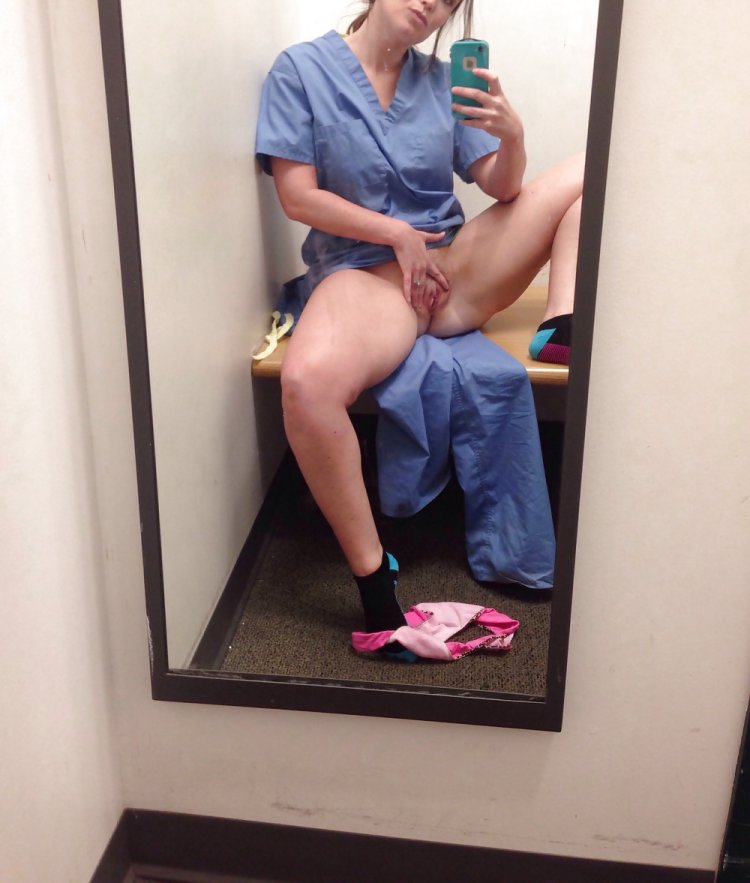 Milf Mature Slim Selfie