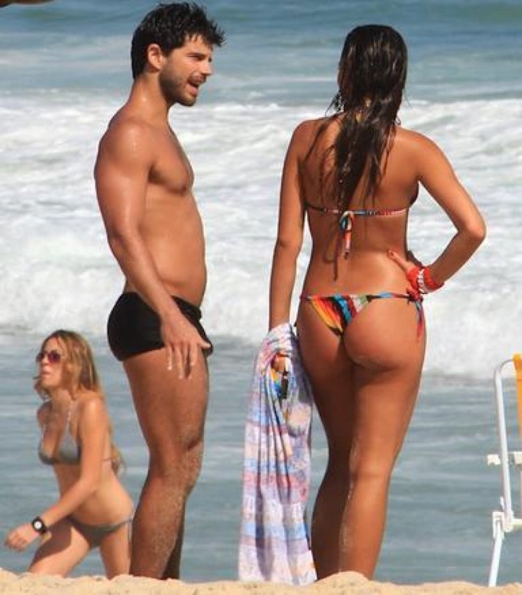 Neymar and Bruna Markezini Kiss
