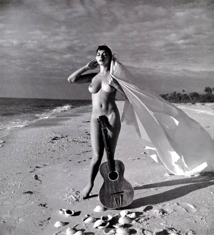 Julie Gibson Naked Retro