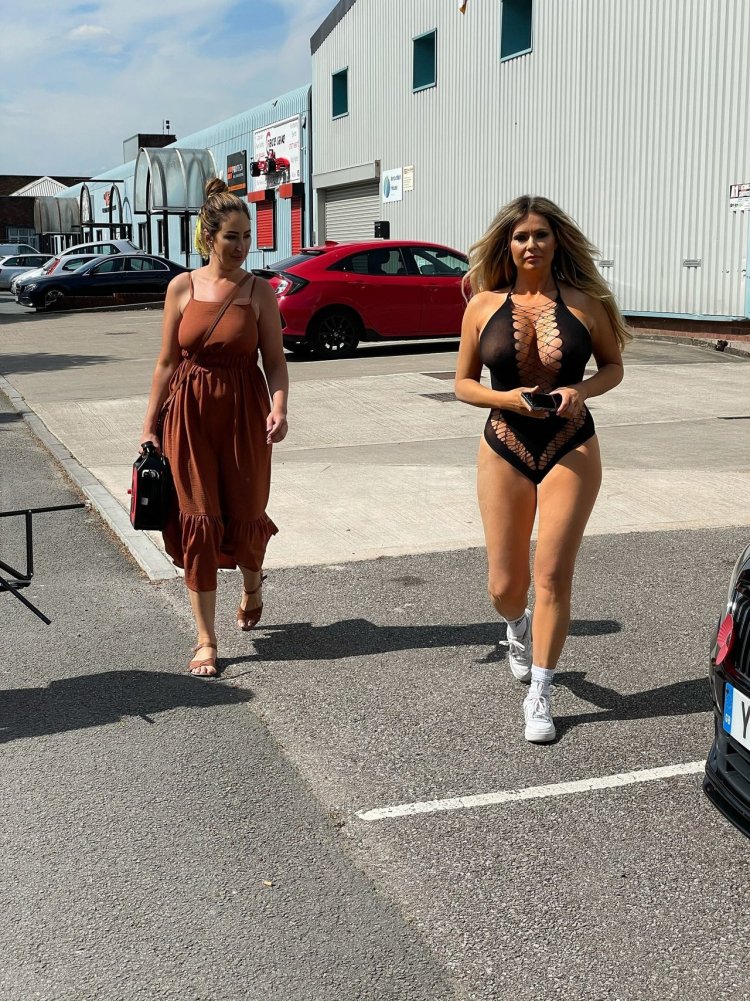 Nicola McLan Hot