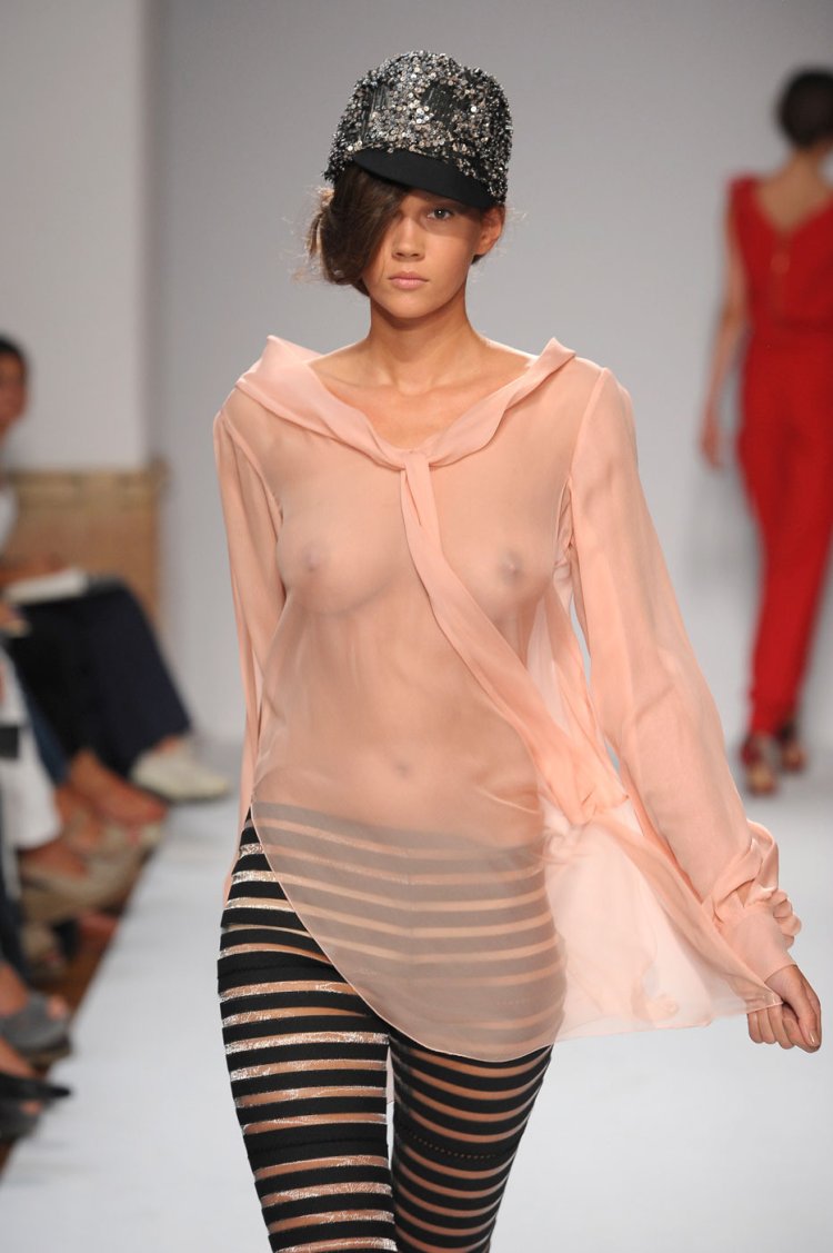 Naked fashion models at shows