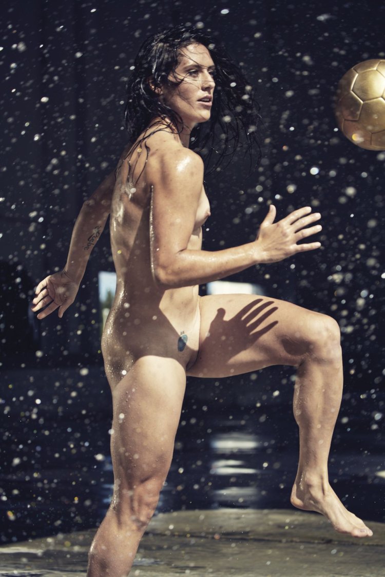 Naked famous athletes