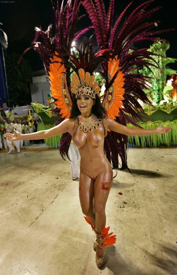 Viviana Castro Carnival