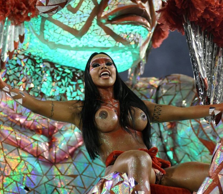 Brazilians on the carnival in Rio de Janeiro Nude