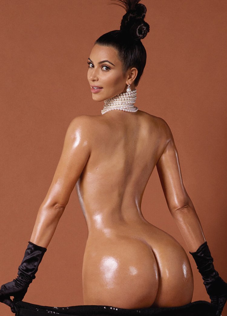 Kim Kardashian naked photo
