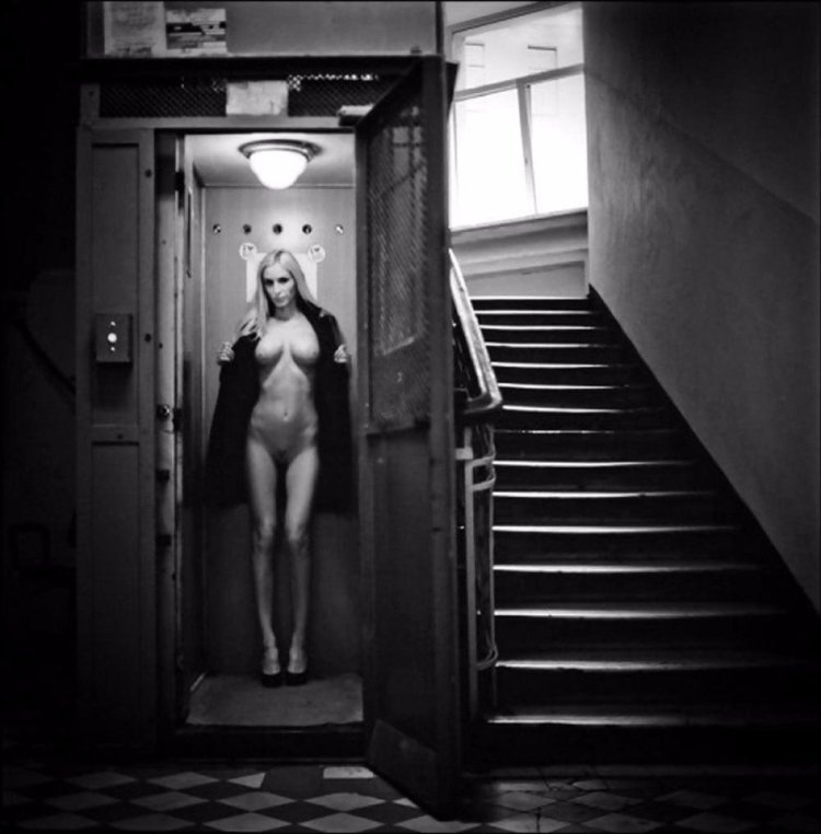 Random fuck in the elevator