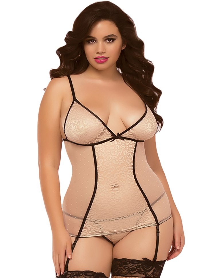 Ashley Alexis Saiz Plus 18