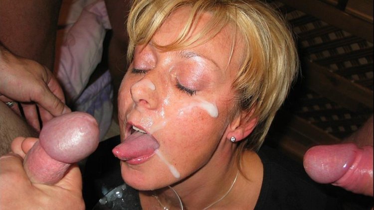 Mature women cum on the face