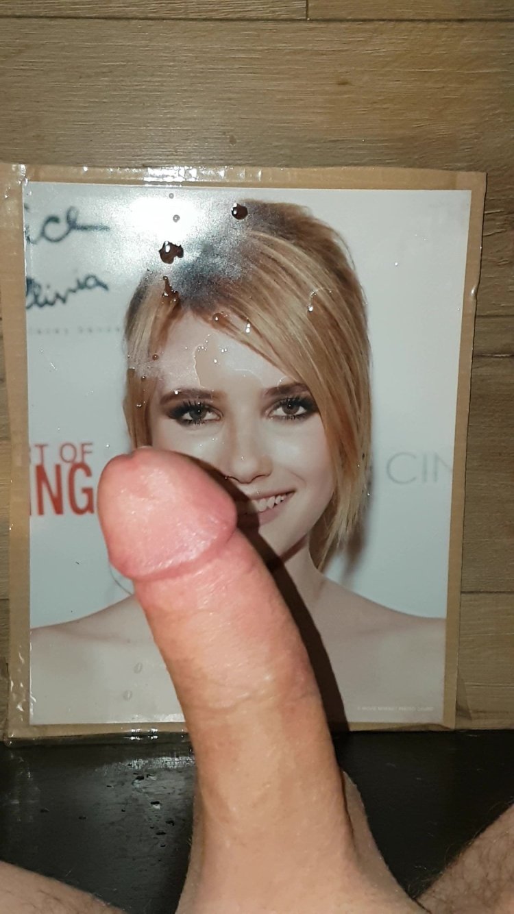 Emma Roberts is naked