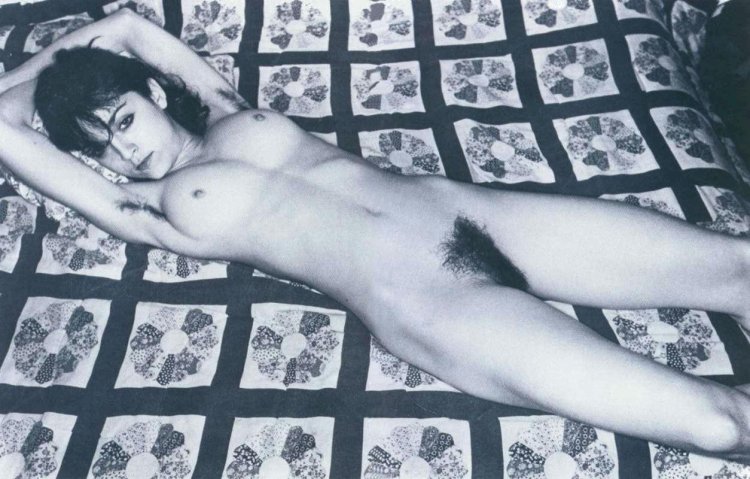 Madonna photo in youth naked