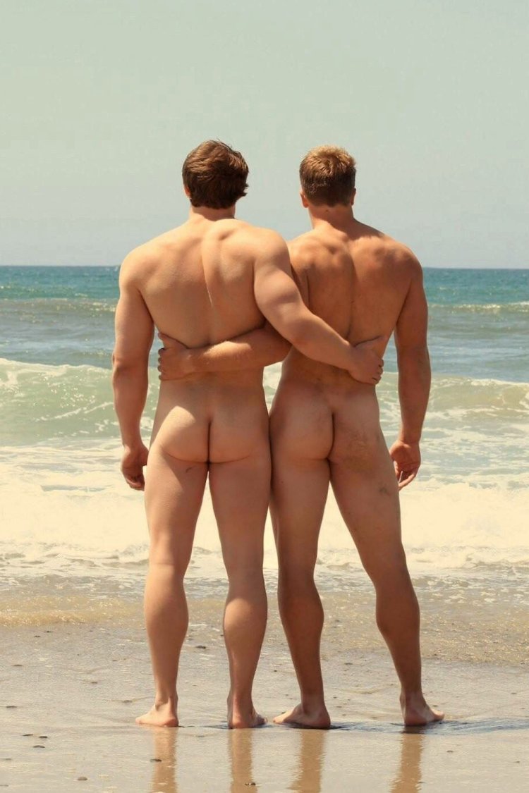 Photoshoot of naked men