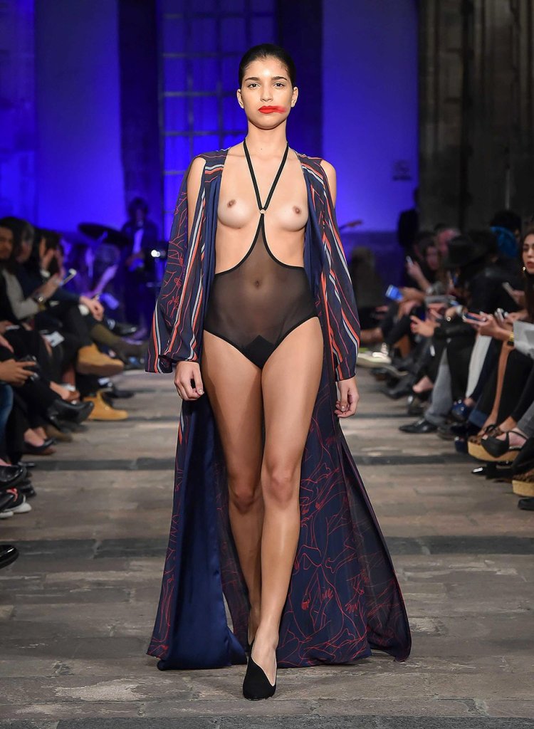 Show of erotic linen