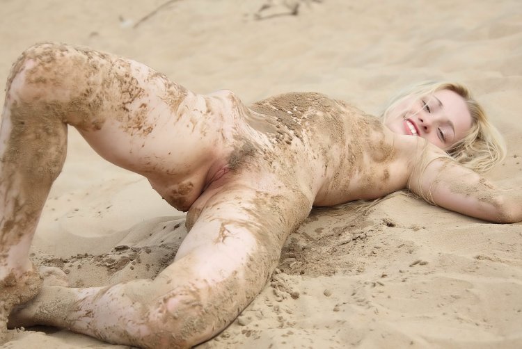 Naked dirty in the desert