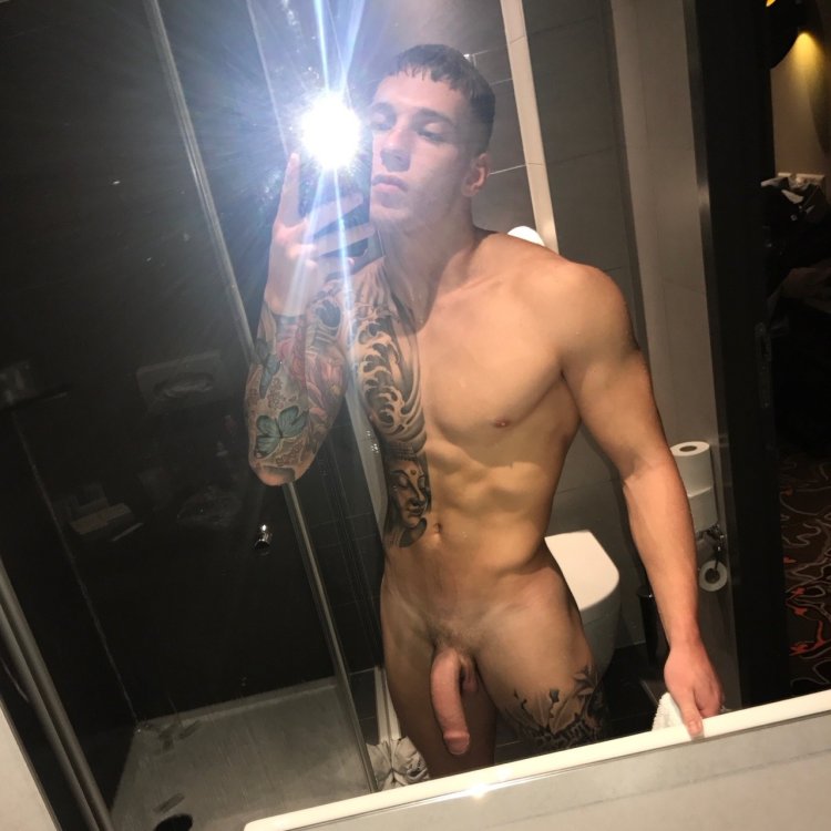 Bel gris naked at night in bed