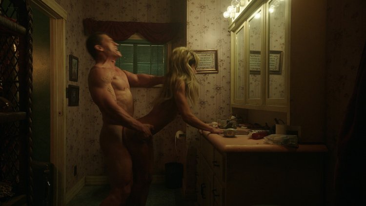 Naked boobs Jennifer Hallnd