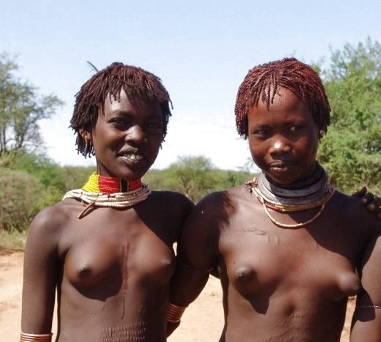 Khimba woman Nude