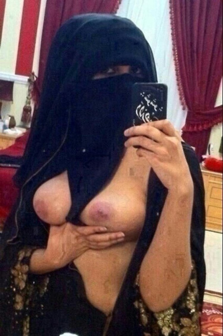 Turkish pornstars Sila Sahin