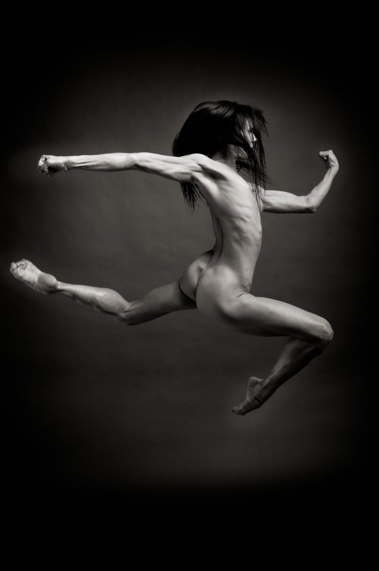 Beautiful naked dancers
