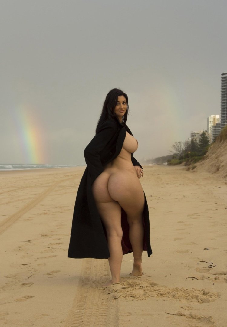 Arab with big priests naked