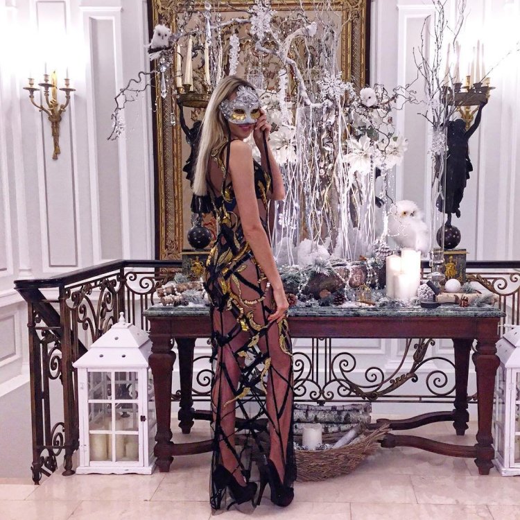 Ksenia Sukhinova is hot