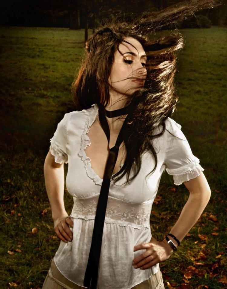 Within Temptation soloist