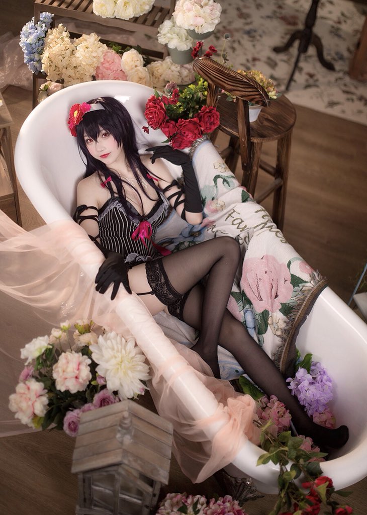 Cosplay Chinese women naked