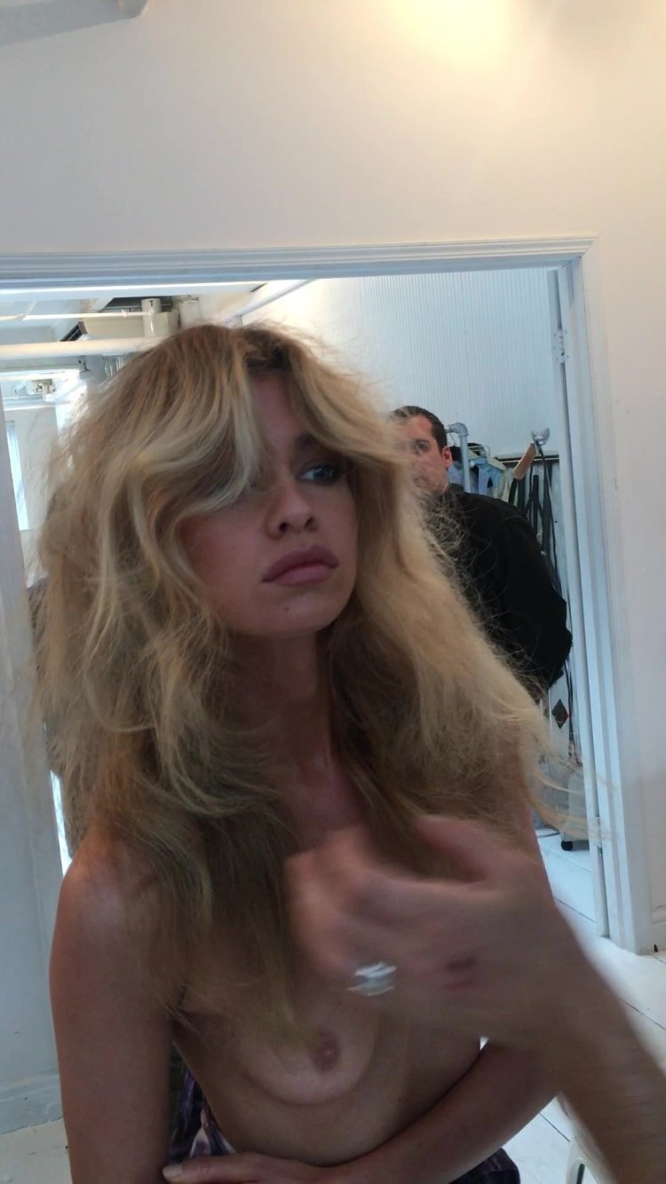 Stella Maxwell Leaked