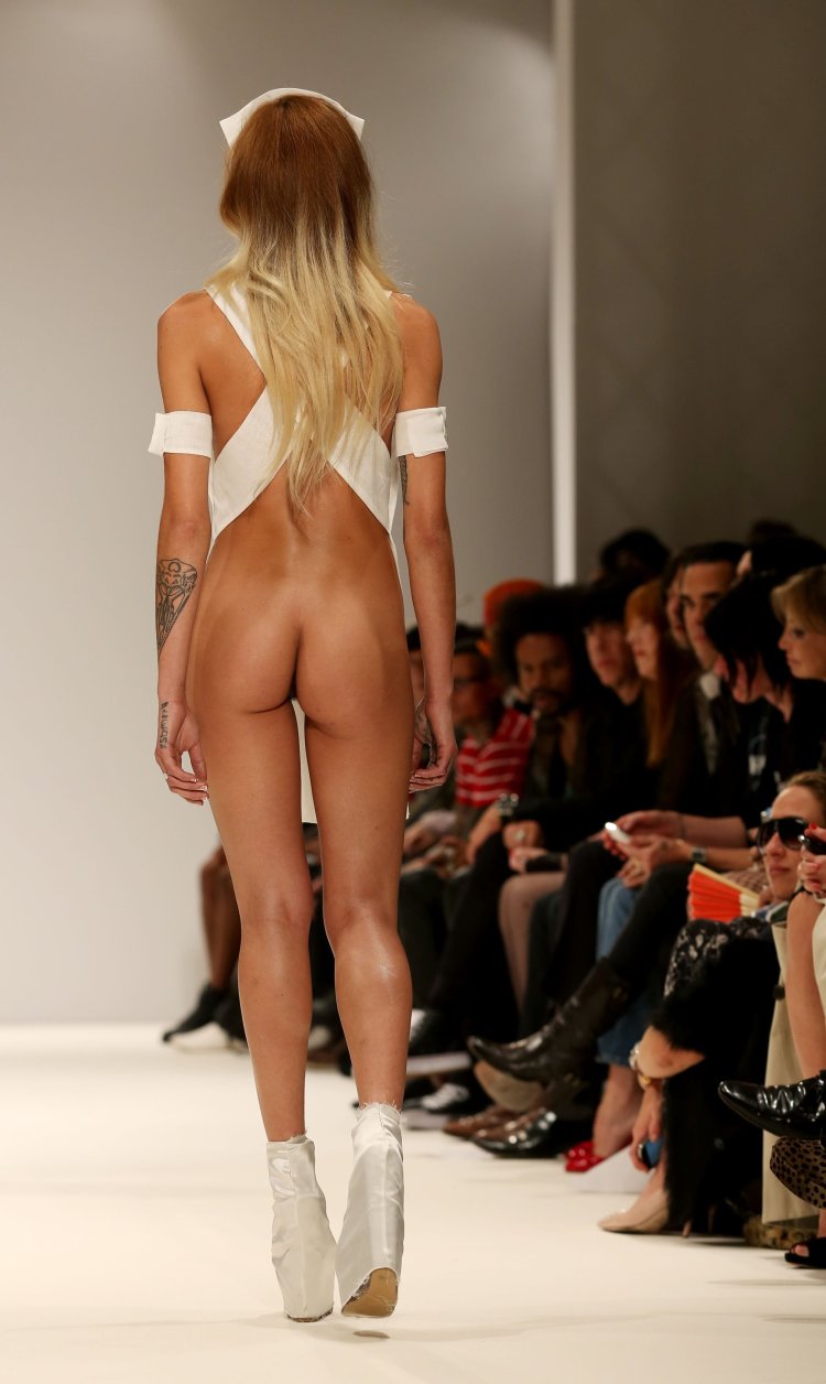 Madalina John Philip Naked