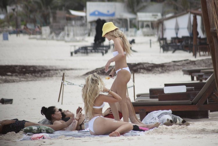 Delilah Belle Hamlin Beach