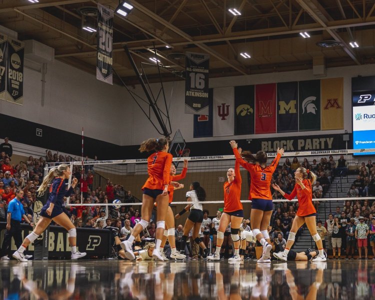 Volleyball in Manila