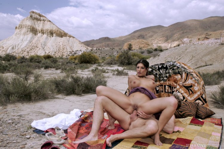Fucking beauty in the desert