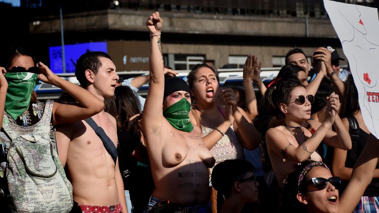 Women Argentina Tits