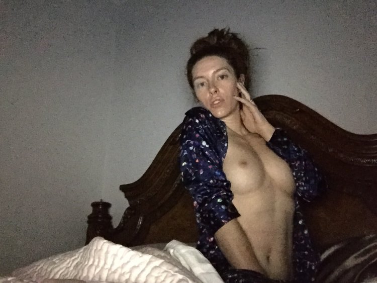 Pia Miller (Loilla) Naked